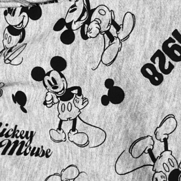 Disney Mickey Mouse Womens Gray Black Fleece Graphic Sweat Shorts Size Large - Picture 2 of 4
